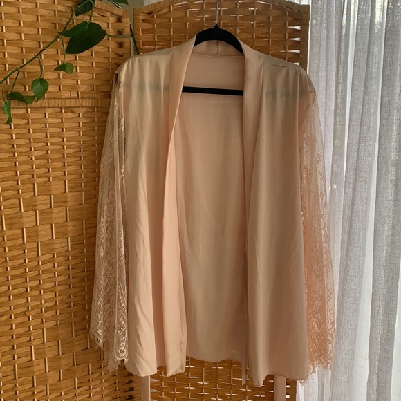 Oh Lala Chere Paris - blush lace coverup loungewear - size S/M - Picture 4 of 5